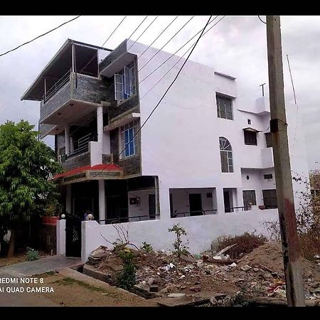 Hotel O Matra Chaya Udaipur Exteriör bild